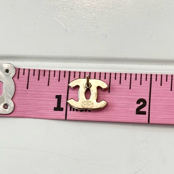 Chanel Crystal CC Logo Earrings - Picture 5 of 5